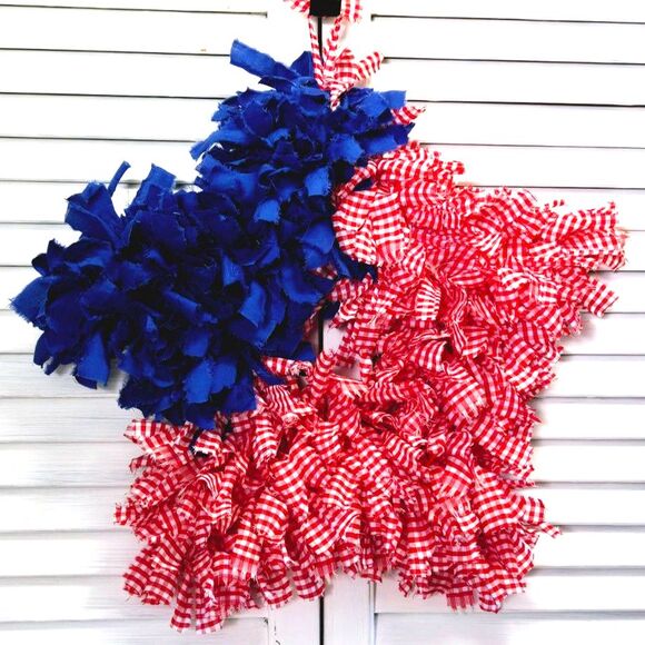 HAND CRAFTED Red White & Blue Americana Patriotic 4th of July Star Rag Wreath - Picture 4 of 7